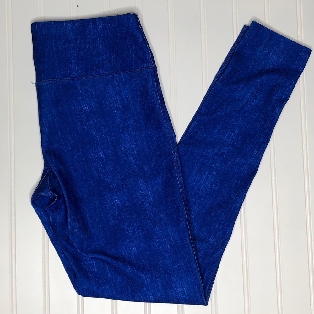 90 Degree by Reflex bright blue leggings, small